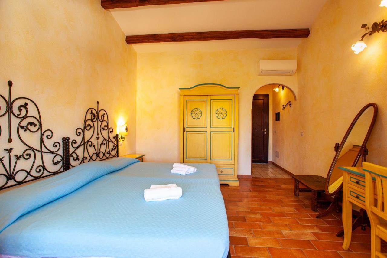 Il Viandante Hotell San Teodoro  Exteriör bild