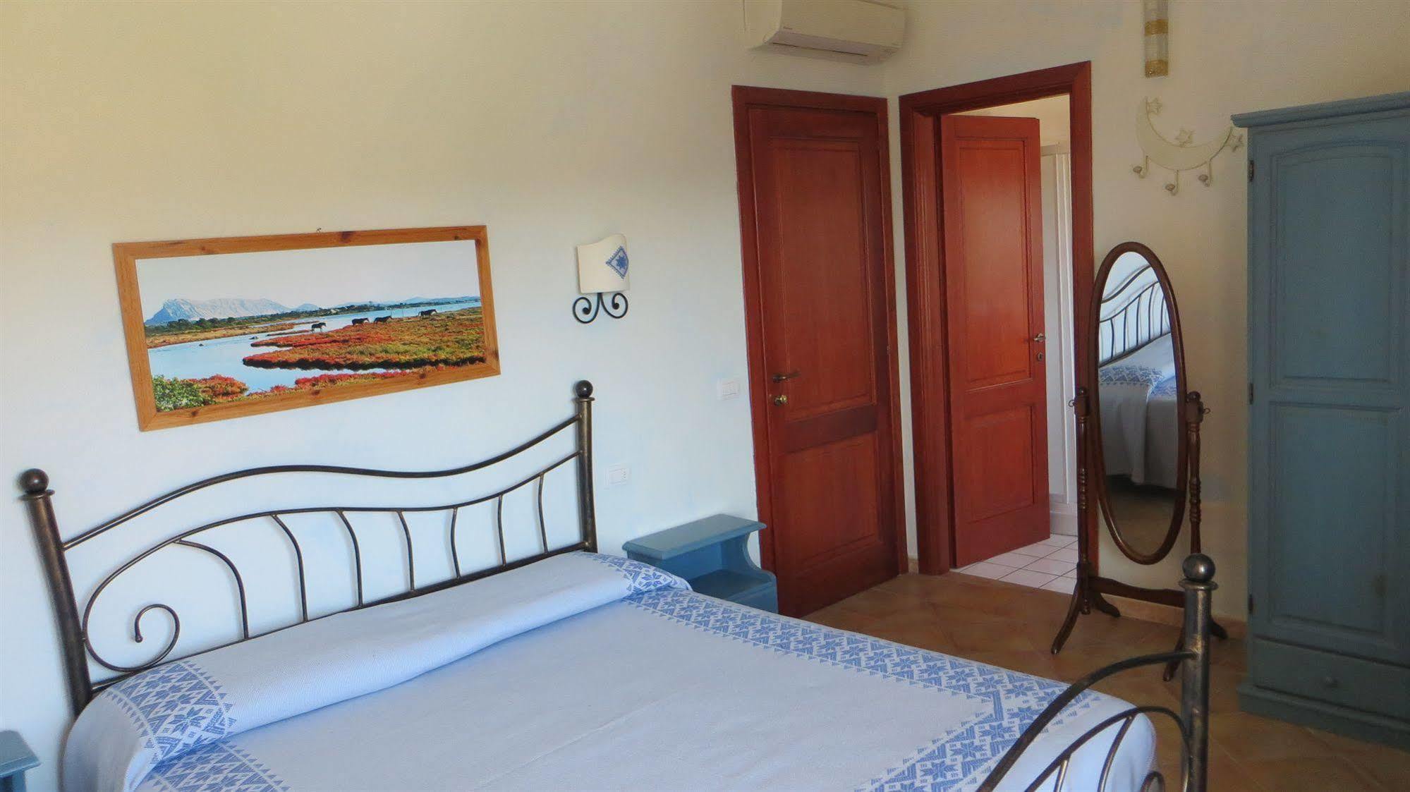 Il Viandante Hotell San Teodoro  Exteriör bild